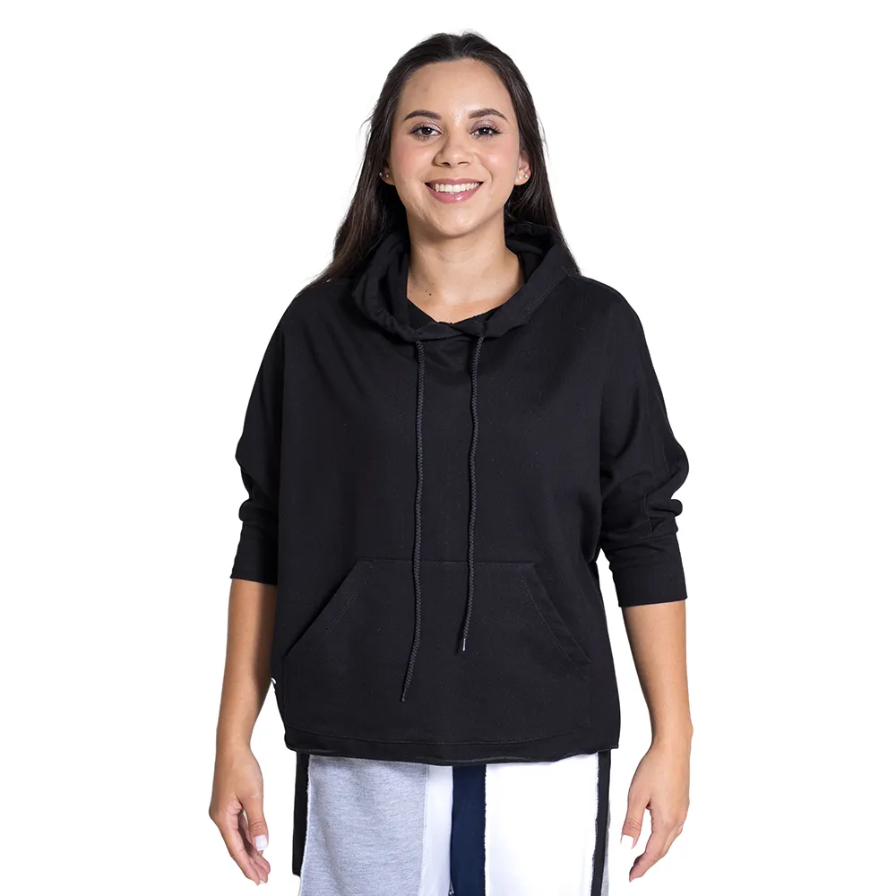 Sueter tipo hoodie con capucha loungewear BECO